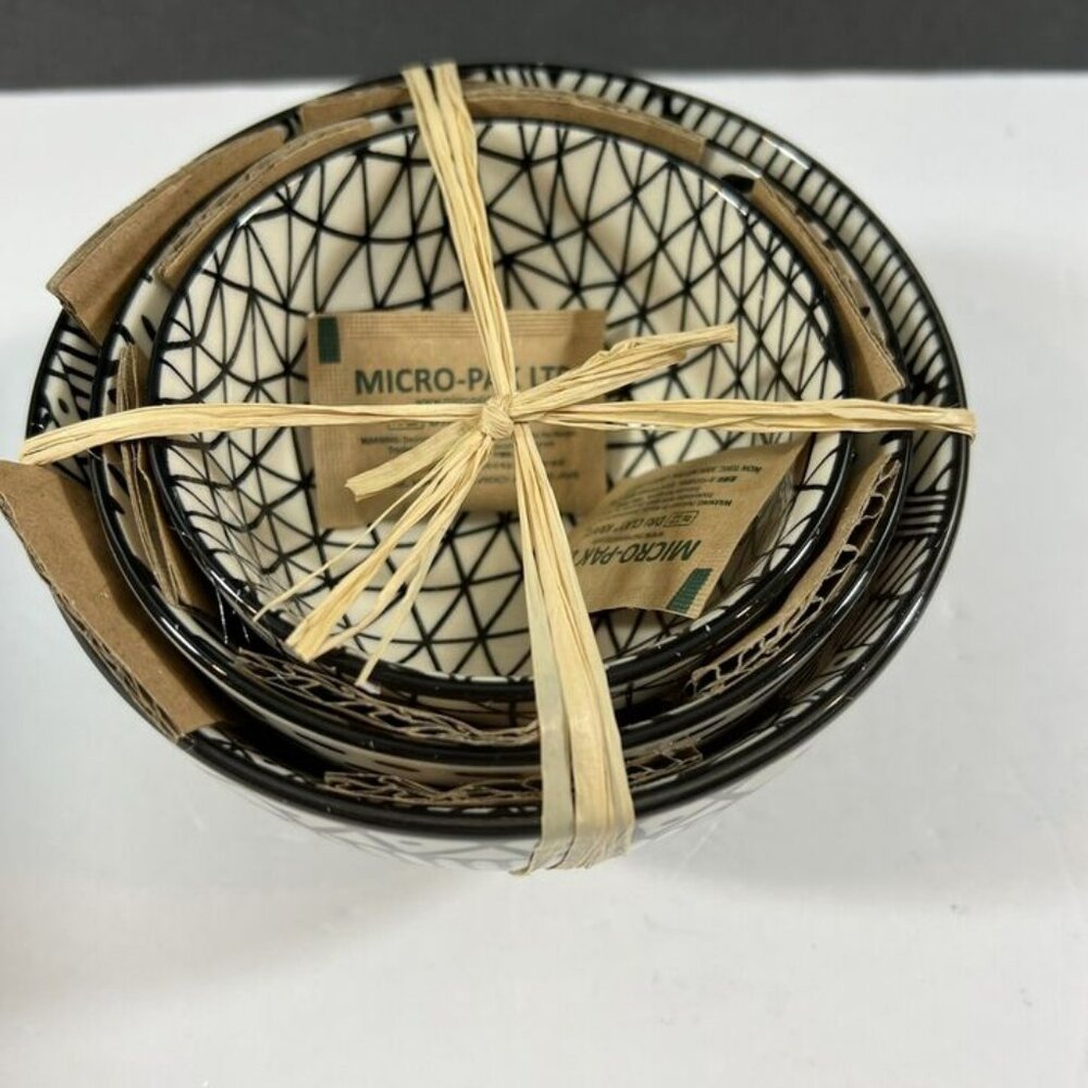 Short St_ries Nesting Bowl Set